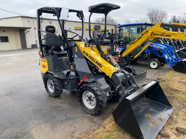 New Holland ML12 T Mini Loader
