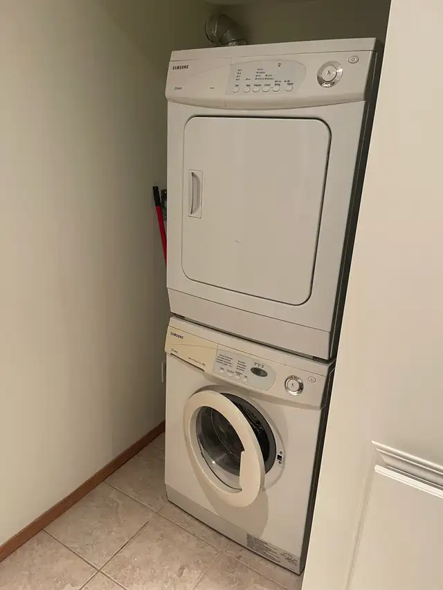 Semi furnished Basement for rent - Photo 8