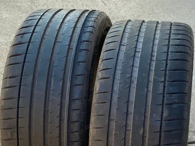 Michelin Pilot Sport 4S Tires. 255/35 ZR19 - Photo 4