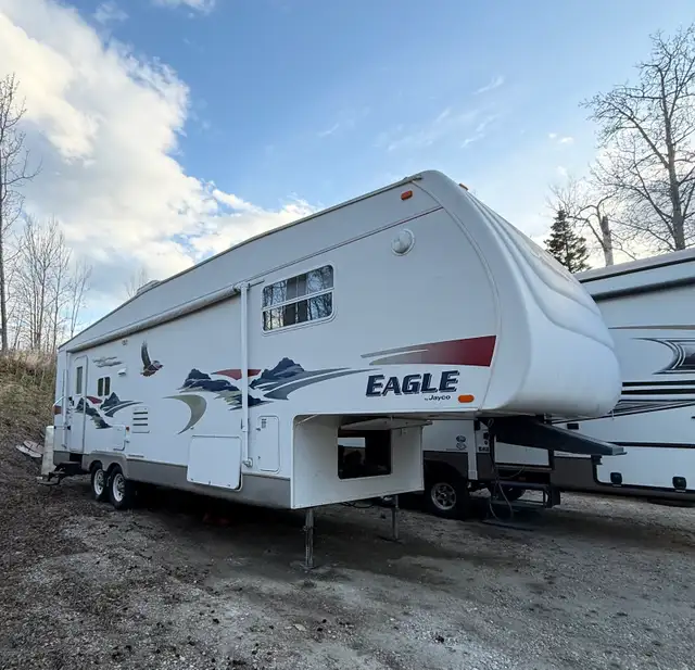 2006 Jayco Eagle 301RLS Fifth-Wheel - Photo 3