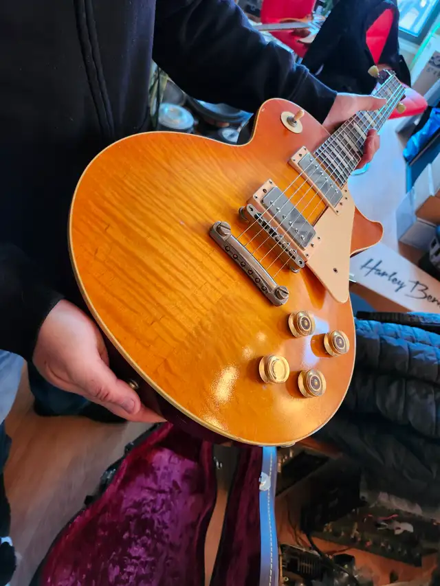 The Guitar Shoppe Calgary complete fret leveling - Photo 6