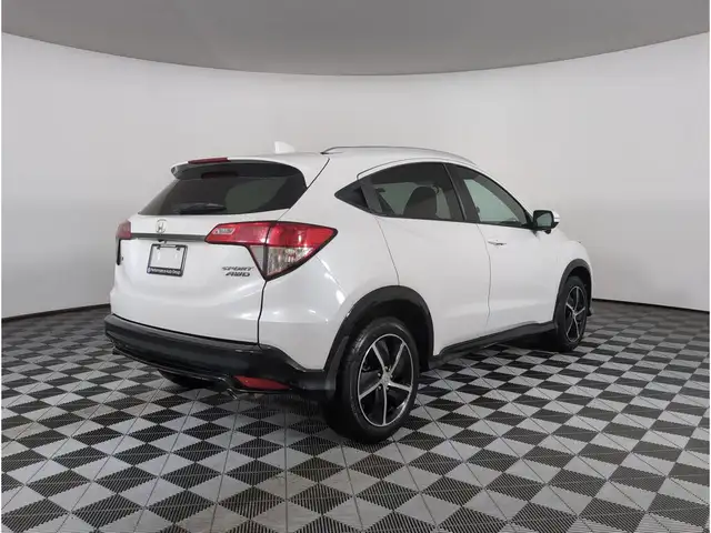 2022 Honda HR-V HR-V SPORT | CPO | AWD | 1-OWNER OFF-LEASE - Photo 5
