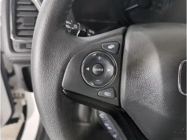 2022 Honda HR-V HR-V SPORT | CPO | AWD | 1-OWNER OFF-LEASE - Photo 13