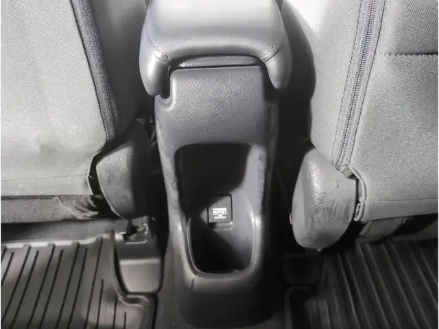 2022 Honda HR-V HR-V SPORT | CPO | AWD | 1-OWNER OFF-LEASE - Photo 25