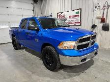 2023 Ram 1500 Classic SLT V6 3,6 L , Crew Cab
