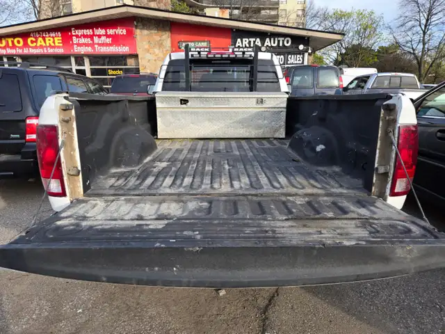 2015 Ram 1500 4WD Reg Cab 140.5' SLT - Photo 5