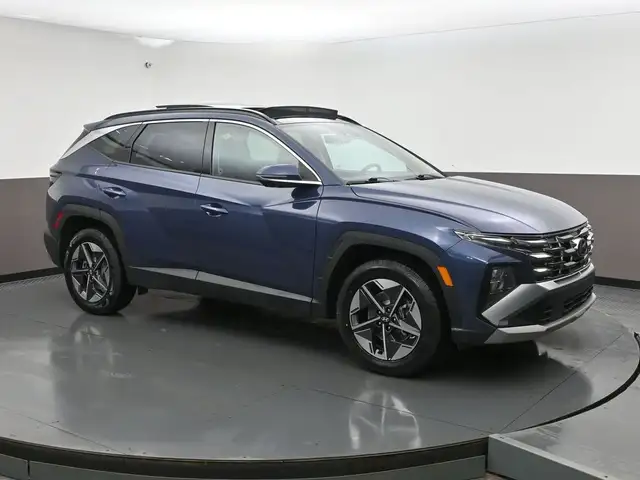 2025 Hyundai Tucson Preferred Trend AWD, Leather, Sunroof, Apple