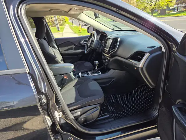 2015 Jeep Cherokee FWD 4dr North - Photo 10