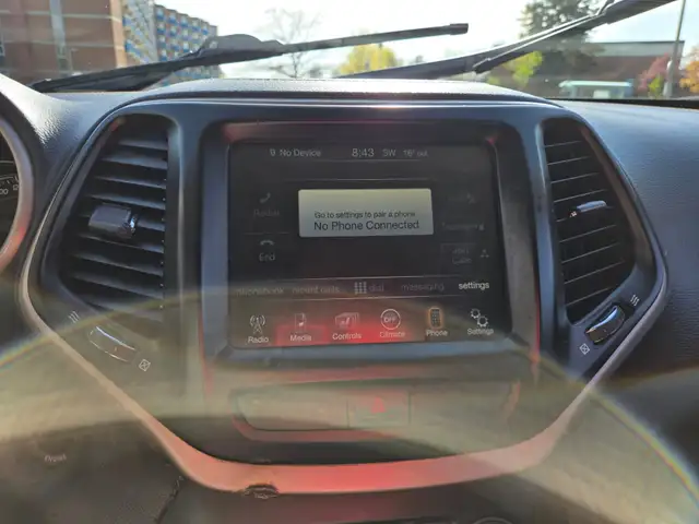 2015 Jeep Cherokee FWD 4dr North - Photo 17