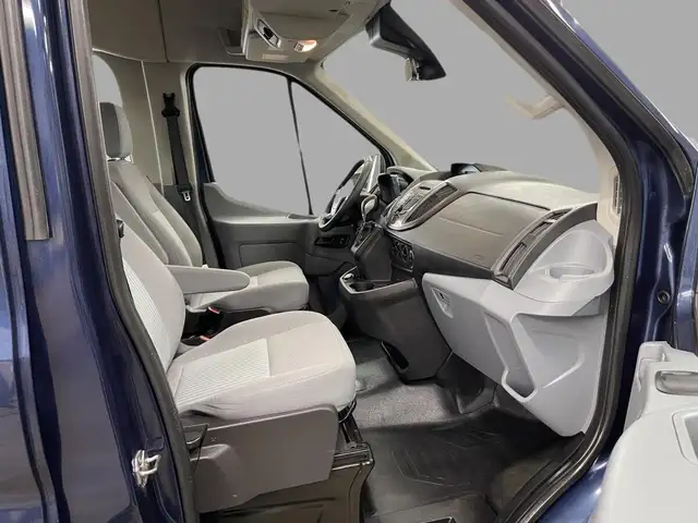 Ford Transit Passenger Wagon XLT 2019 - Photo 12