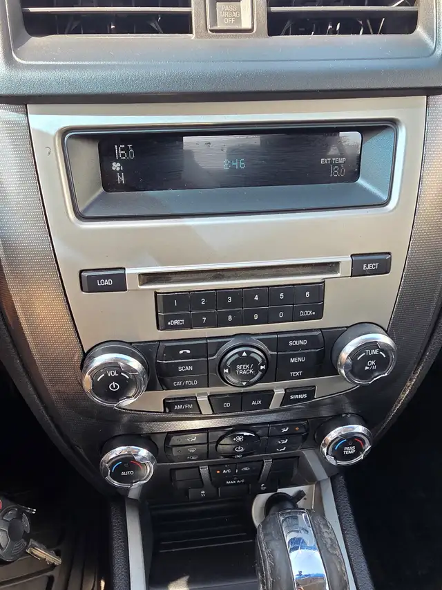 2010 Ford Fusion SEL - Photo 9