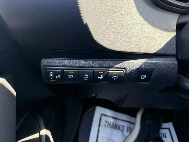 2025 Toyota Corolla Hybrid SE CVT AWD, SUNROOF, ALLOY WHEELS - Photo 11