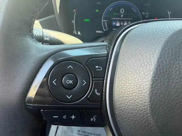 2025 Toyota Corolla Hybrid SE CVT AWD, SUNROOF, ALLOY WHEELS - Photo 17