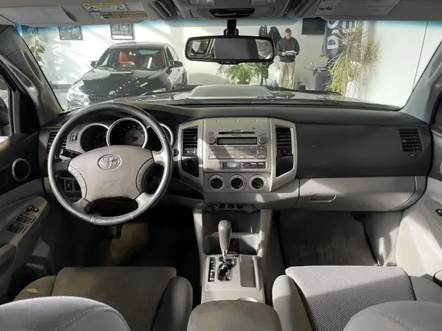 2009 Toyota Tacoma - Photo 11