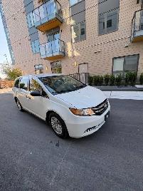 2015 Honda Odyssey LX Passenger Van Automatic