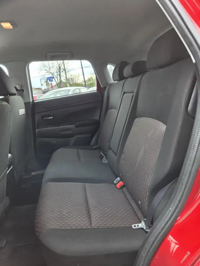 Mitsubishi RVR SE 2018 SE AWD MAGS BAS KILO - Photo 13