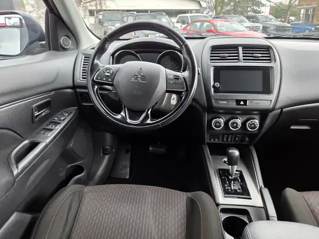 Mitsubishi RVR SE 2018 SE AWD MAGS BAS KILO - Photo 14