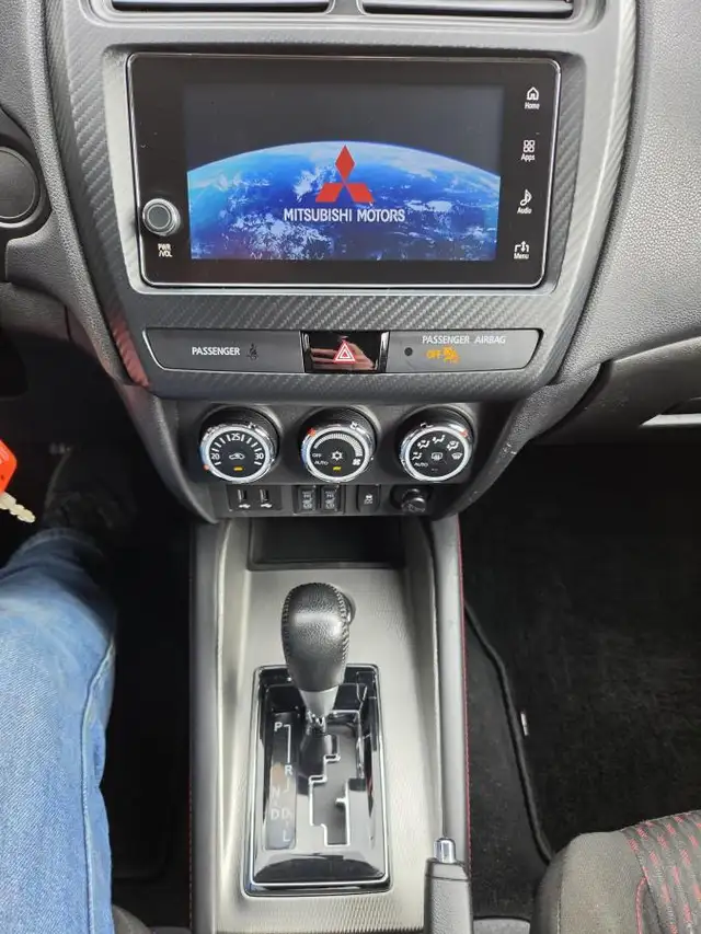 Mitsubishi RVR SE 2018 SE AWD MAGS BAS KILO - Photo 23