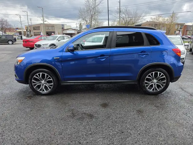 Mitsubishi RVR SE LIMITED 2018 SE LIMITED AWD MAGSTOIT PANO - Photo 4