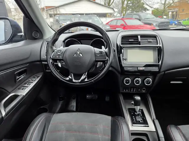 Mitsubishi RVR SE LIMITED 2018 SE LIMITED AWD MAGSTOIT PANO - Photo 14
