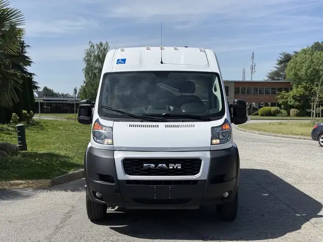 2021 Ram ProMaster 2500 159' High Roof 5 Passenger Wheelchair Ra - Photo 3