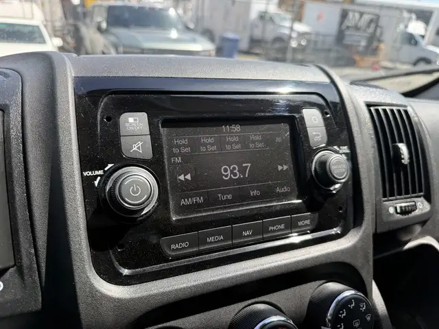 2021 Ram ProMaster 2500 159' High Roof 5 Passenger Wheelchair Ra - Photo 20