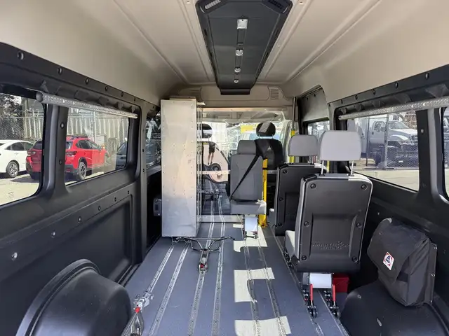 2021 Ram ProMaster 2500 159' High Roof 5 Passenger Wheelchair Ra - Photo 39