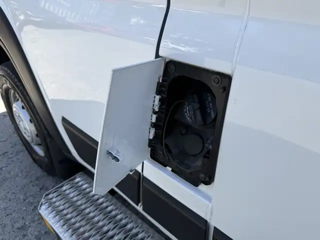 2021 Ram ProMaster 2500 159' High Roof 5 Passenger Wheelchair Ra - Photo 42