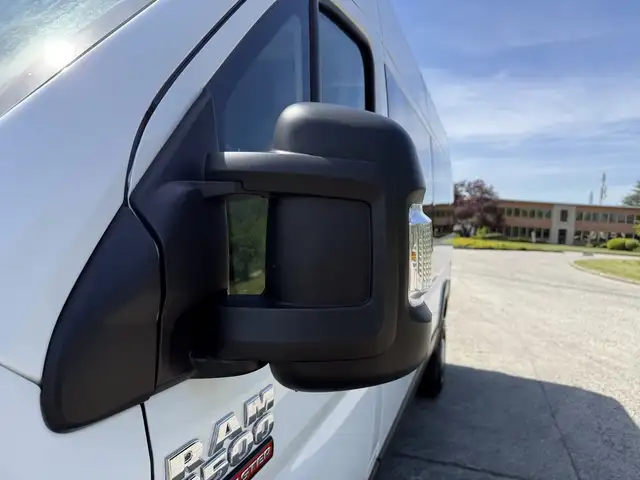 2021 Ram ProMaster 2500 159' High Roof 5 Passenger Wheelchair Ra - Photo 47