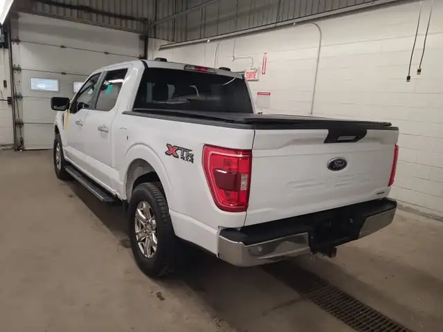 2021 Ford F-150 XLT VEHICLE ARRIVING SHORTLY... CALL FOR DETA... - Photo 3