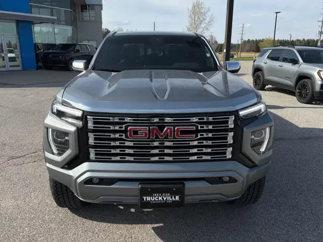 2026 GMC Canyon Denali - Photo 2
