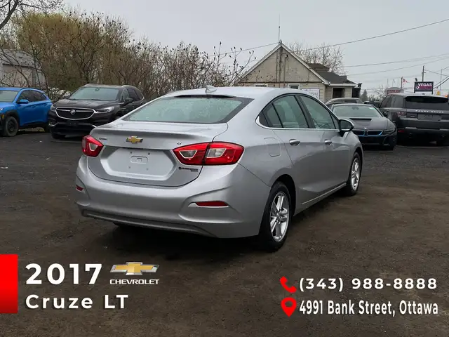 2017 Chevrolet Cruze LT - Photo 4
