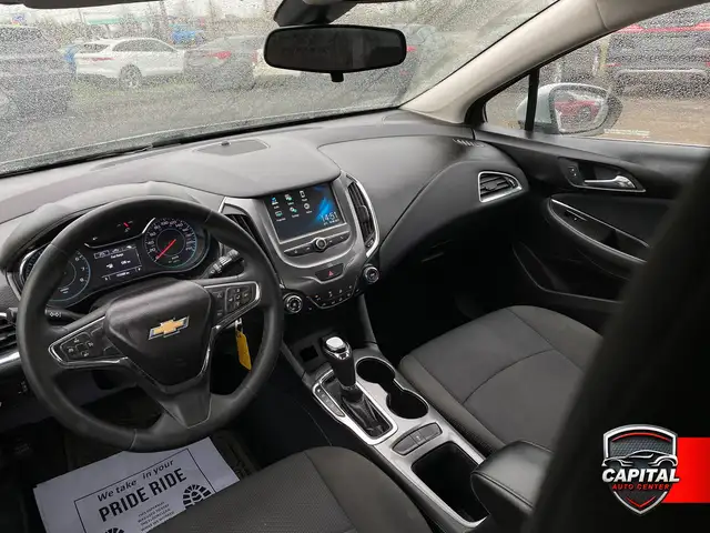2017 Chevrolet Cruze LT - Photo 8