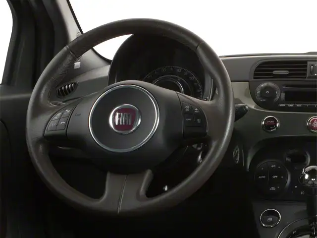 2012 FIAT 500 - Photo 6