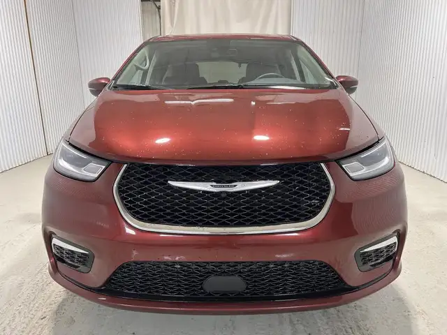 Chrysler Pacifica Touring L TA 2023 à vendre - Photo 3