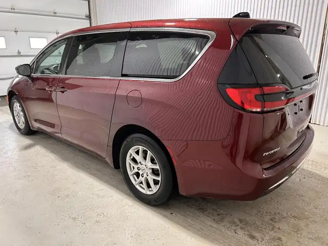 Chrysler Pacifica Touring L TA 2023 à vendre - Photo 9