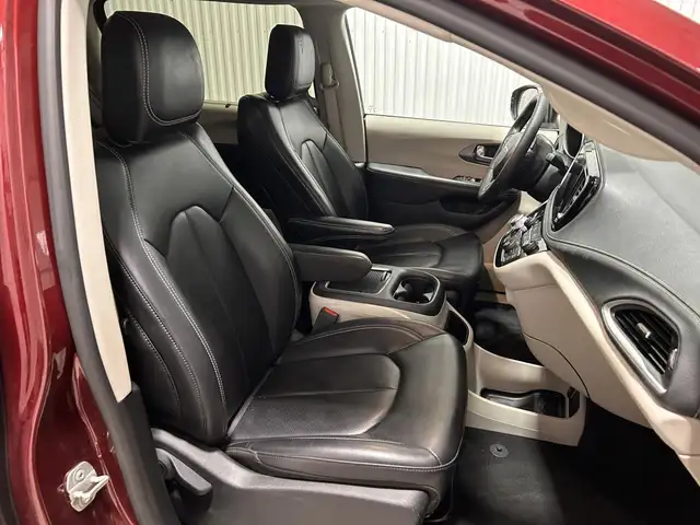 Chrysler Pacifica Touring L TA 2023 à vendre - Photo 21