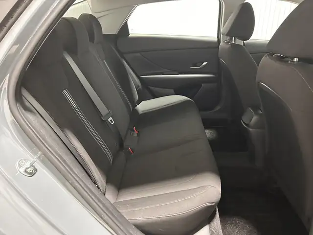 Hyundai Elantra Preferred IVT 2023 à vendre - Photo 17