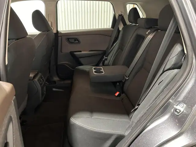 Nissan Rogue S TI 2023 à vendre - Photo 16
