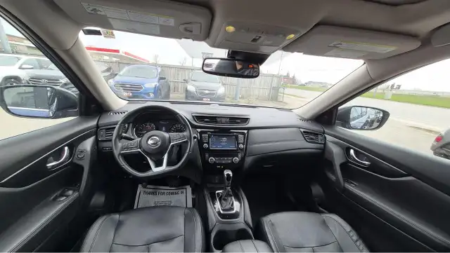 2017 Nissan Rogue SL Platinum, AWD, ONLY 98KMS, WELL MAINTAINED - Photo 11