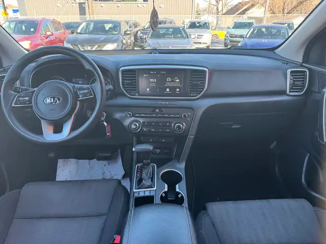2021 Kia Sportage LX - Photo 7