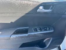 2021 Kia Sportage LX - Photo 13