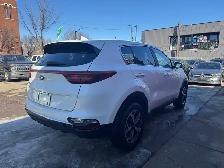 2021 Kia Sportage LX - Photo 17