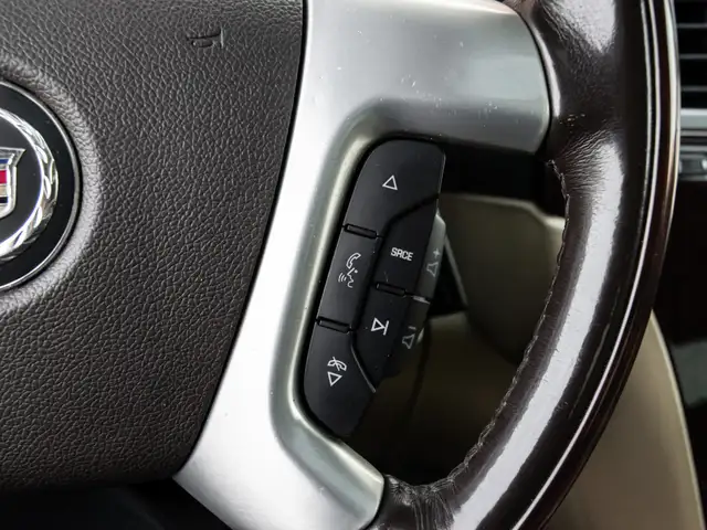 2013 Cadillac Escalade EXT ONE OF A KIND |EXT|NAV|ROOF|BACKUP|GO - Photo 17