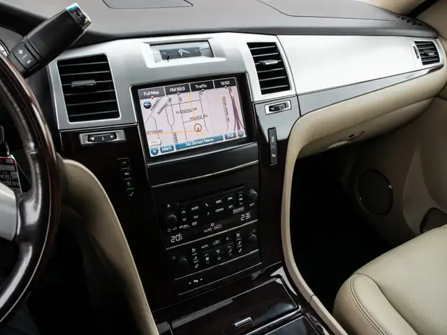 2013 Cadillac Escalade EXT ONE OF A KIND |EXT|NAV|ROOF|BACKUP|GO - Photo 20