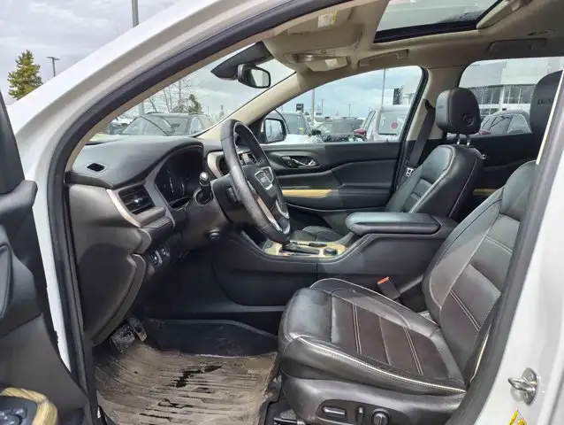 2017 GMC Acadia Denali V6 AWD | Technology/Driver Alert II - Photo 8