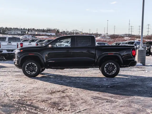 2026 GMC Canyon AT4 - Photo 5