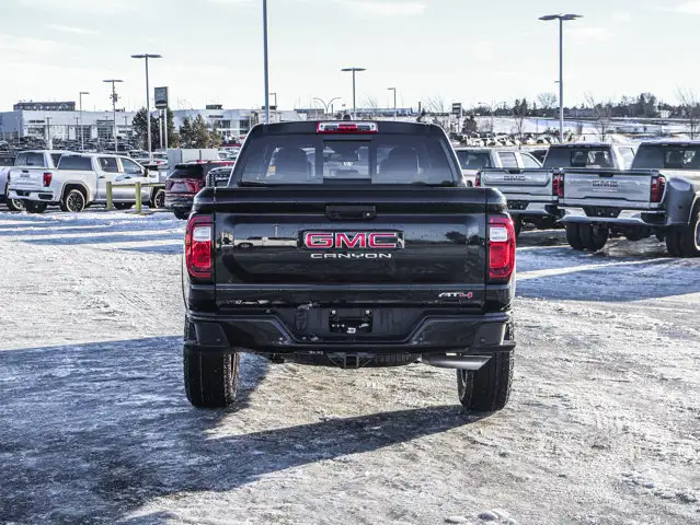2026 GMC Canyon AT4 - Photo 7