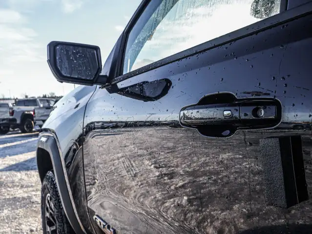 2026 GMC Canyon AT4 - Photo 10
