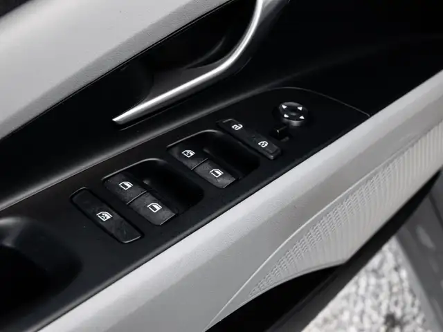2021 Hyundai Elantra ULTIMATE PKG|LEATHER|ROOF|B.SPOT|ACC|R.STAR - Photo 12